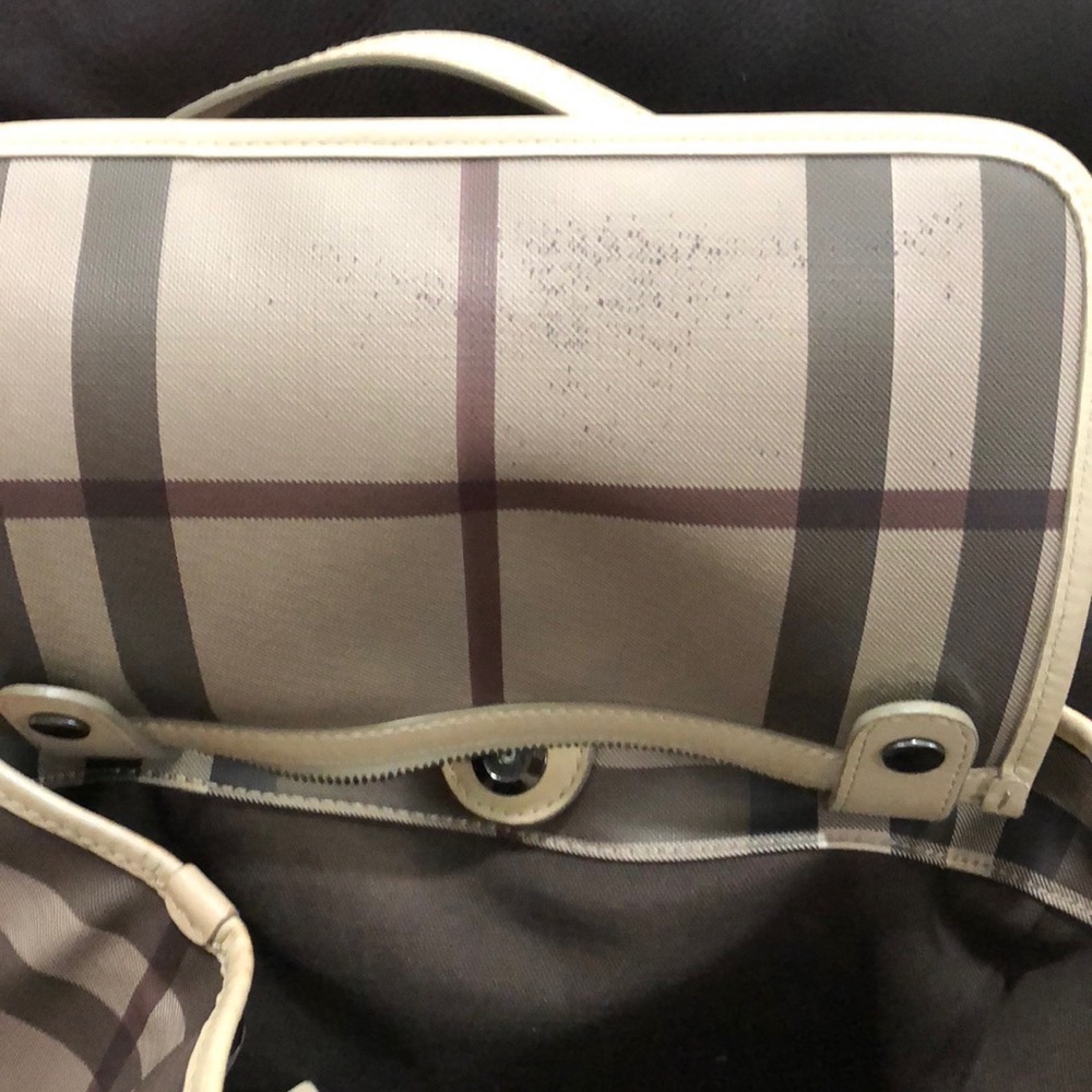 ❗️SOLD❗️ Authentic Burberry Nova Check Bag - Picture 3 of 7